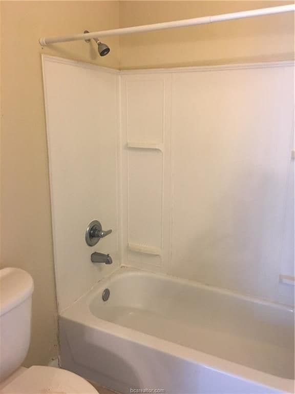 Building Photo - 500 Nagle St