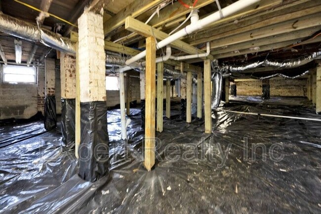 Building Photo - 4345 2nd Ave S