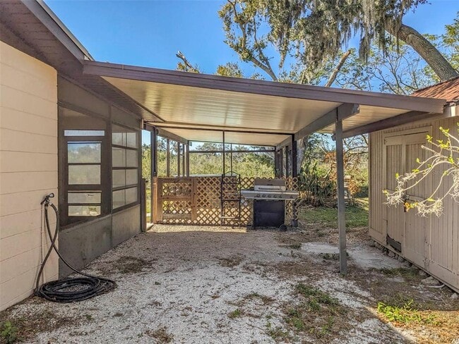 Building Photo - 6504 Lincoln Rd