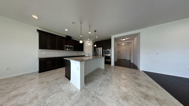 Building Photo - 10127 Tuscan Sun Ave