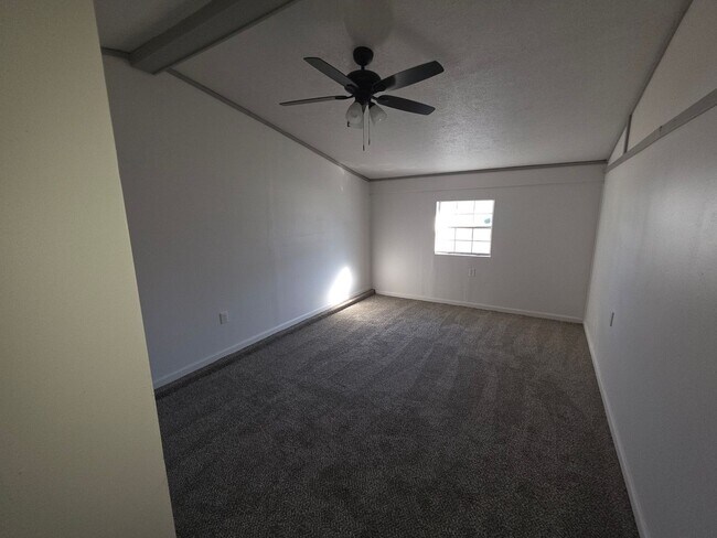 Building Photo - LIMITED TIME**1/2 OFF DEPOSIT**