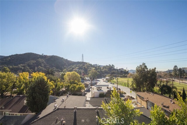 Building Photo - 2940 N Verdugo Rd