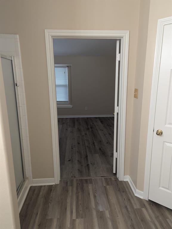 Building Photo - 14910 Gray Ridge Dr