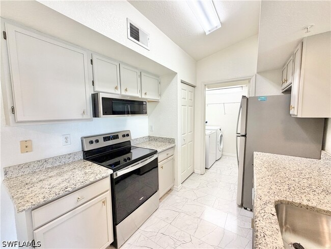 Building Photo - 4680 St Croix Ln