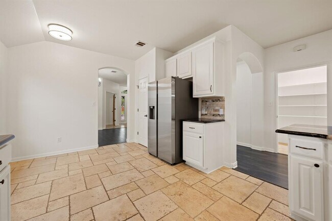 Building Photo - 8113 Campeche Bay Pl