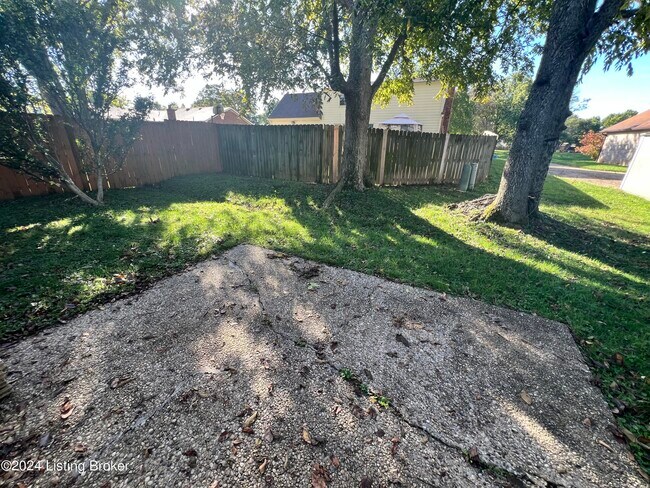 Building Photo - 10430 Going Ct