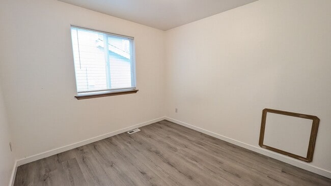 Building Photo - 2704 140th Pl SW