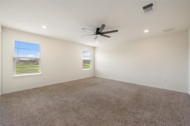 Building Photo - 3853 Legend Hill