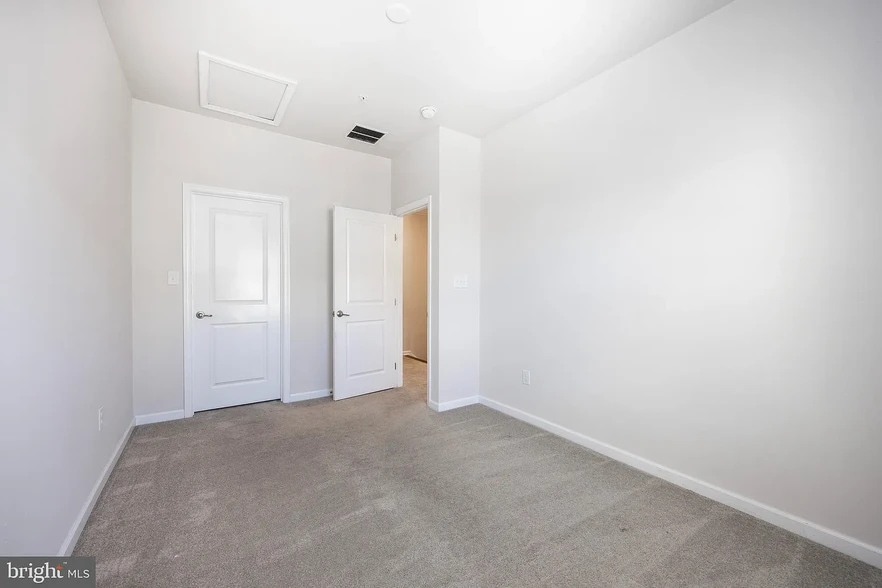 2nd Bedroom - 406 Blue Welsh St
