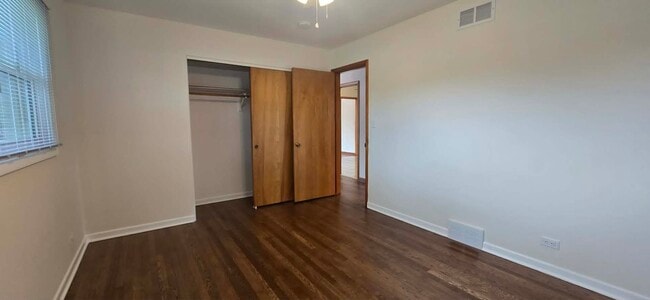 Building Photo - 8607 N Osceola Ave