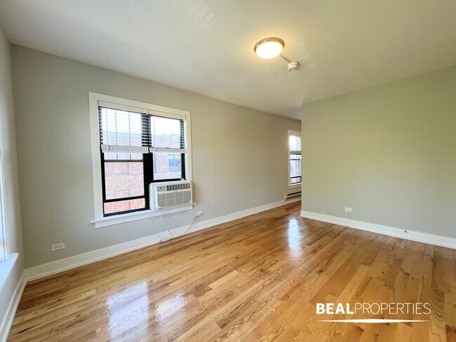 Building Photo - 2914 N Mildred Ave