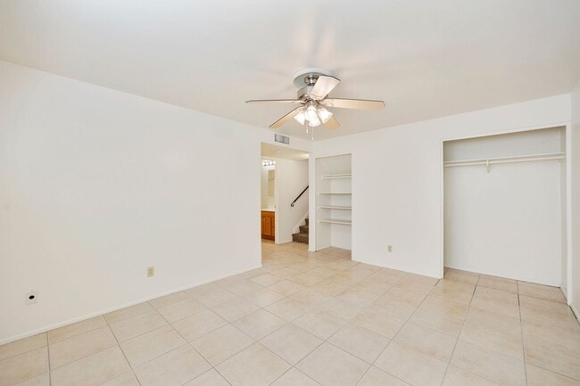 Building Photo - Great Location close to Old Town Scottsdale!