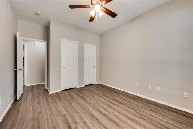Building Photo - 806 Ashley Ln
