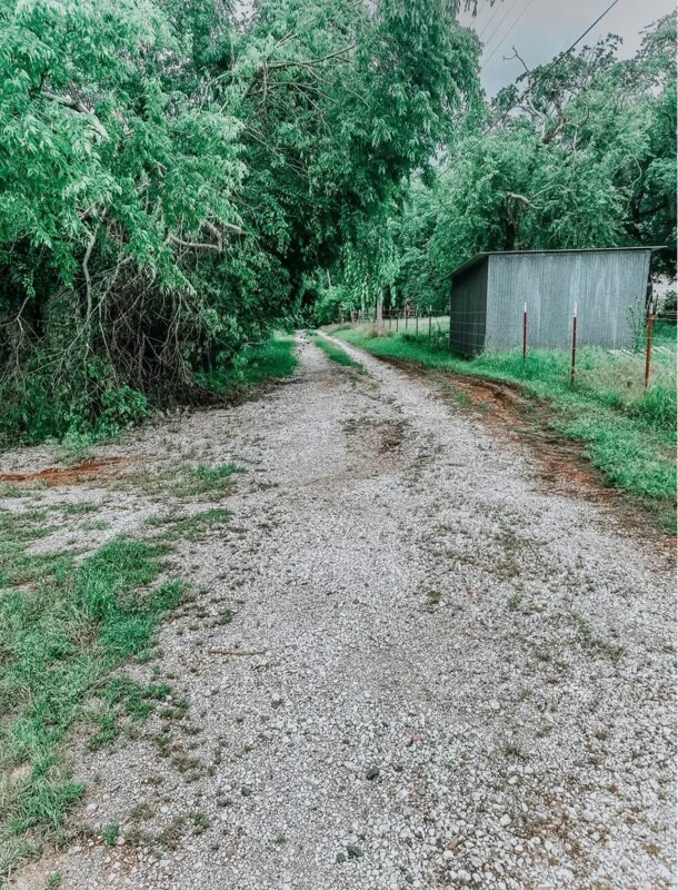 Building Photo - 902 W Dunbar St