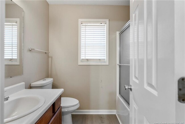 Building Photo - 1456 Middlesbrough Dr