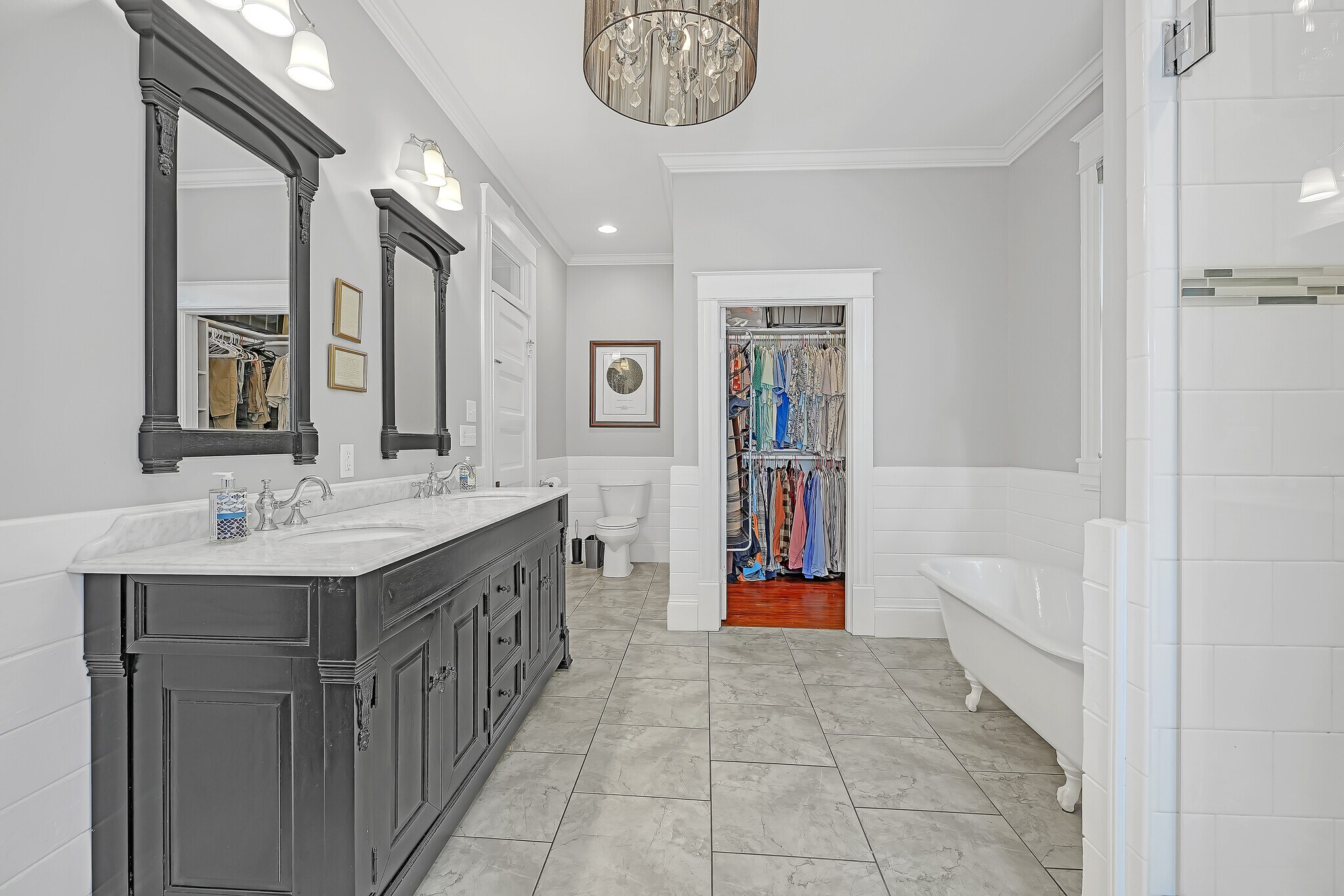 Building Photo - 312 N 5th Ave