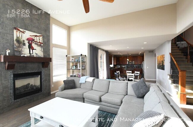 Building Photo - Solterra Home for Rent!
