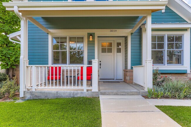 Building Photo - Beautiful Fully Furnished New Build in Newlands