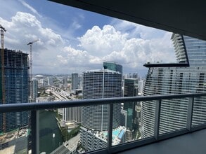 Building Photo - 465 Brickell Ave