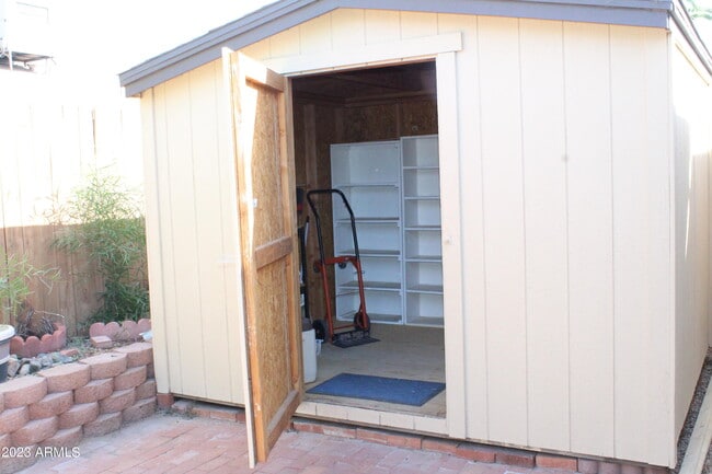 Building Photo - 5128 W Carol Ave