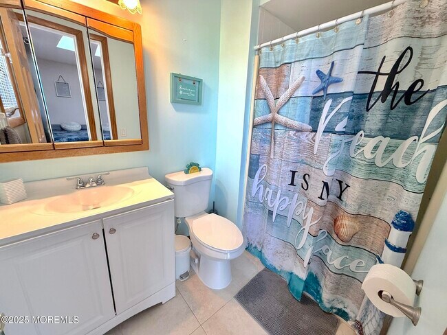 Building Photo - 106 Trinidad Ave