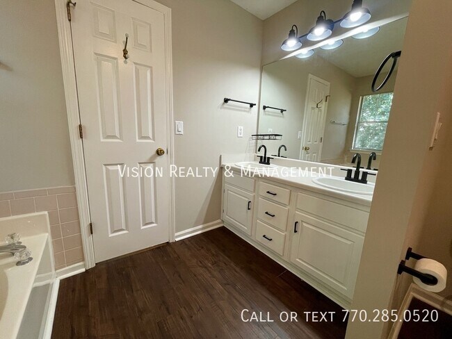 Building Photo - 11715 Palmer Ct