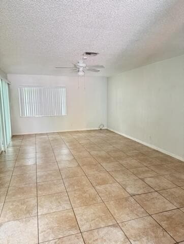 Building Photo - 2134 NE Pelican Terrace