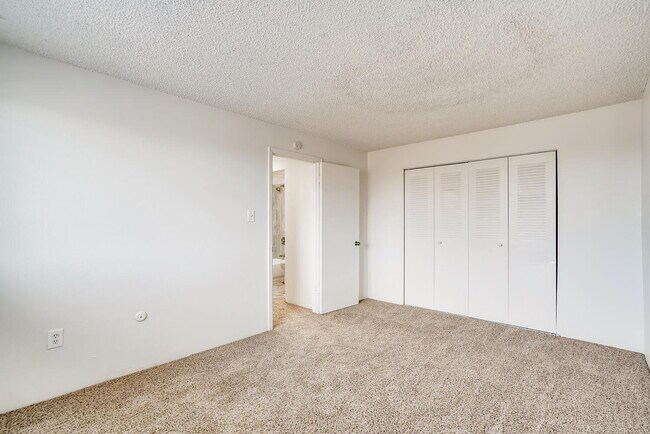 Building Photo - 3670 S Lowell Blvd