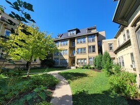 Building Photo - The Mansion