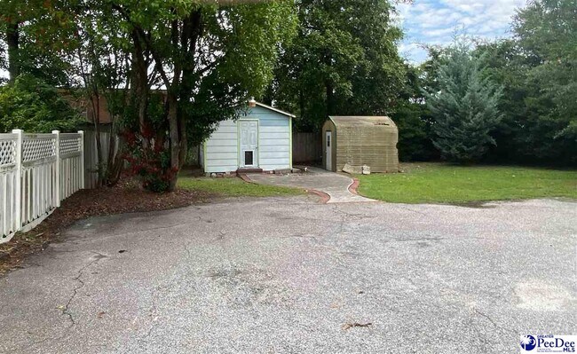 Building Photo - 2109 Hart Rd