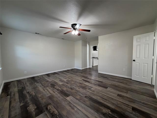 Building Photo - 420 Opal St