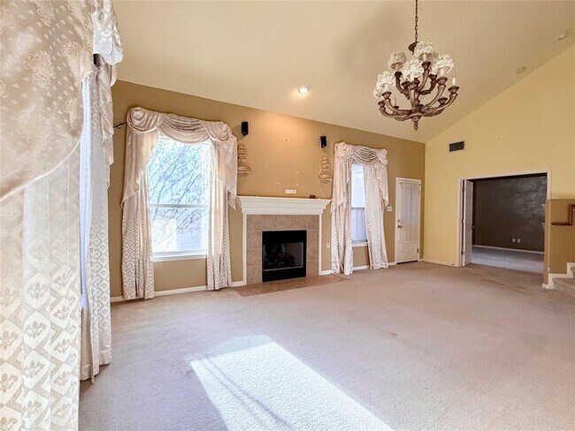 Building Photo - 3916 Bonnie Ln