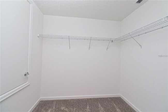 Building Photo - 116 Bergamot Lp