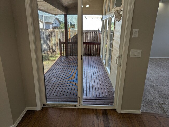 Building Photo - 5817 Cobalt Loop SE