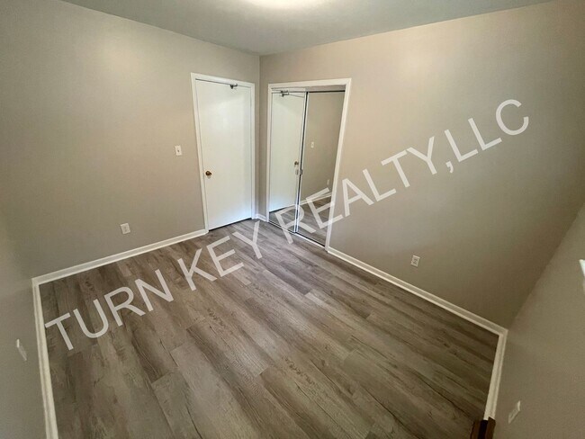 Building Photo - House for rent in Gardendale