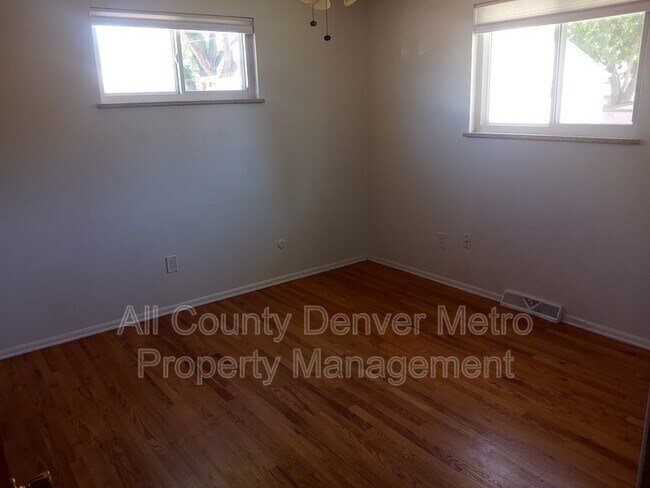 Building Photo - 1610 S Allison St