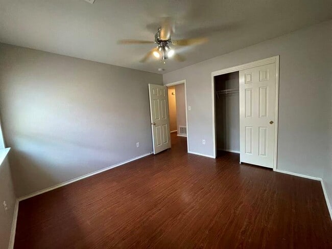 Building Photo - 2416 Socorro Bend