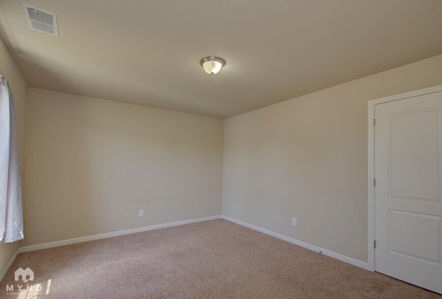 Building Photo - 28041 Kawana Ct