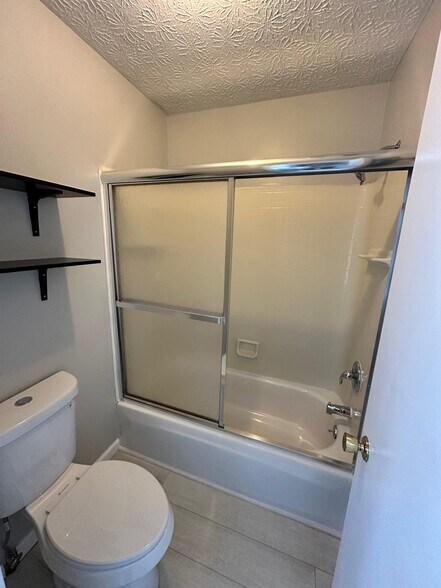 Building Photo - 1827 Watertower Dr