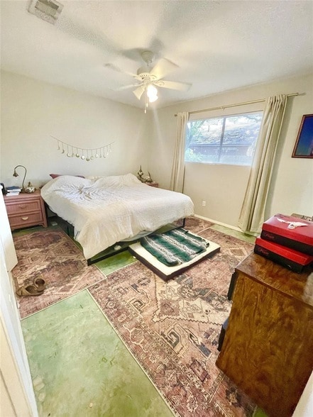 Building Photo - 7103 Woodhue Ct