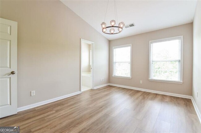 Building Photo - 1783 Highlands Pkwy SE