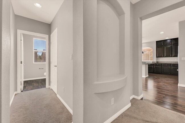 Building Photo - 6779 Philharmonic Ave