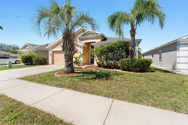 Building Photo - 1010 Summer Breeze Dr