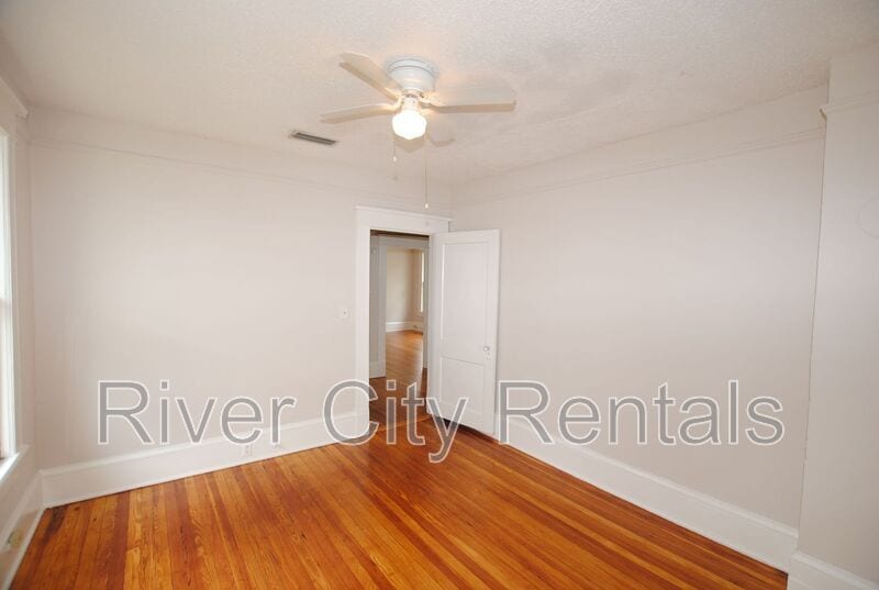 Building Photo - 1525 Osceola St