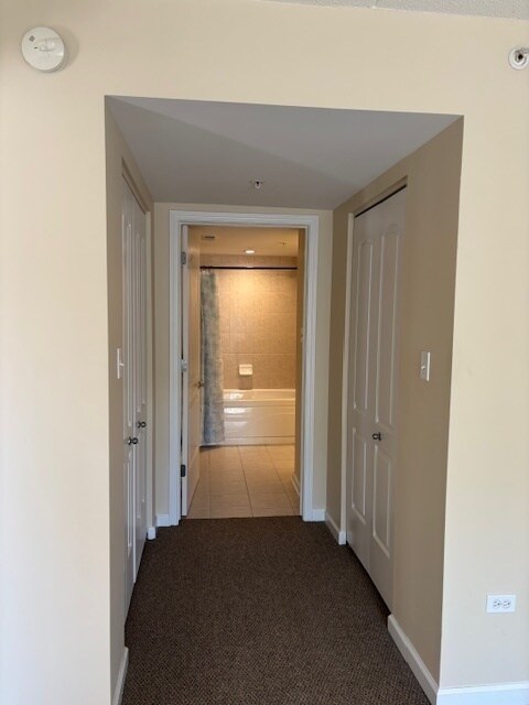 Building Photo - 9400 S 79th Ave