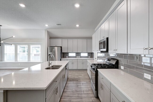 Building Photo - 32144 Cardamom Wy