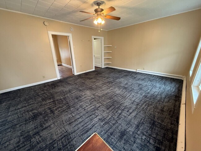 Building Photo - 276 Notre Dame Ave