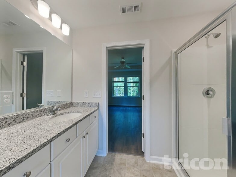 Building Photo - 184 Chapelcrest Ln