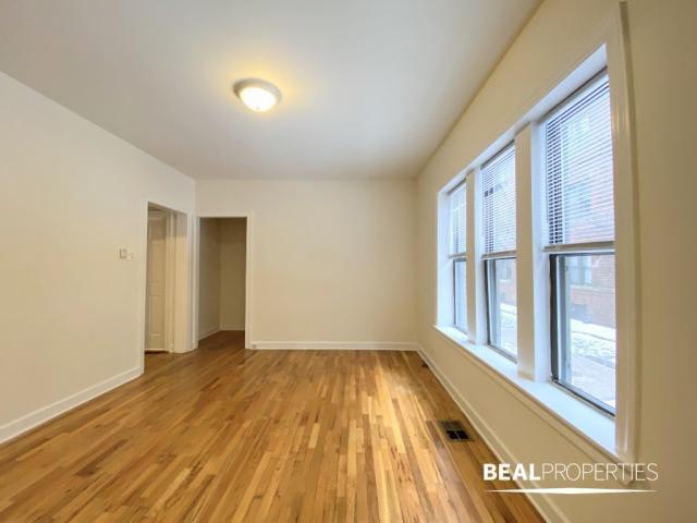 Building Photo - 1 bedroom in CHICAGO IL 60613