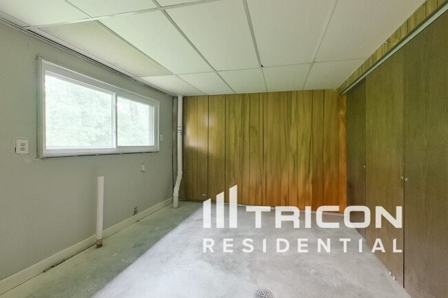Building Photo - 15 Jeanette Dr